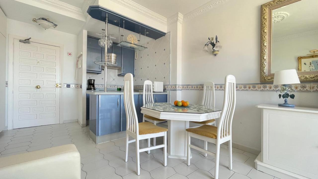 Beautiful Apartment With Sea Views, Benal Beach Benalmádena Eksteriør billede